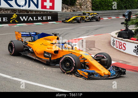 Monte Carlo/Monaco - 27/05/2018 - #14 Fernando Alonso (SPA) nella sua McLAREN MCL33 durante il GP di Monaco Foto Stock