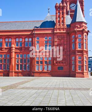 Grado 1 elencati Edificio Pierhead (Adeilad Pierhead y), la Baia di Cardiff, Galles, Regno Unito. Foto Stock