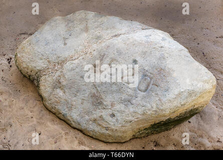 Il famoso 'Plymouth Rock', Pellegrino stato Memorial Park, Plymouth, Massachusetts, STATI UNITI D'AMERICA Foto Stock