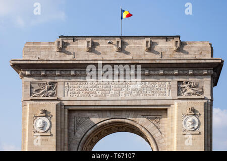Il Arcul de Triumf o Arco di Trionfo, Bucarest, Romania Foto Stock
