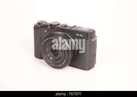 Aprile 2019 - Fuji serie X telecamere, la X-A1 con un 27mm F2.8 lente Foto Stock