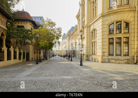 Street nella zona Lipscani, Bucarest Foto Stock