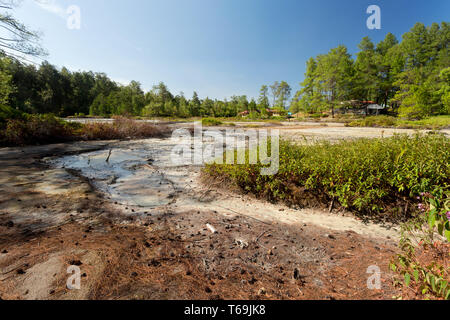 Laghi sulfuree vicino a Manado, Indonesia Foto Stock