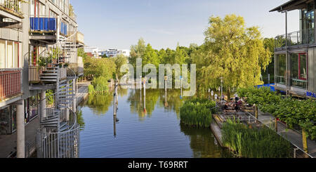 Il parco della città e città lago nella parte interna della città di Kaarst, Basso Reno, Nord Reno-Westfalia, Germania Foto Stock