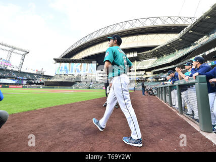 A partire lanciatore Yusei Kikuchi dei Seattle Mariners prima della Major League Baseball gioco contro il Texas Rangers a T-Mobile Park a Seattle, Stati Uniti, 26 aprile 2019. Credito: AFLO/Alamy Live News Foto Stock
