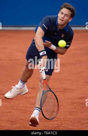 Monaco di Baviera, Germania. 30 apr, 2019. Tennis: Atp-Tour - Monaco di Baviera, singolo, uomini, 1° turno: Paire (Francia) - Schwartzman (Argentina). Diego Schwartzman in azione. Credito: Sven Hoppe/dpa/Alamy Live News Foto Stock