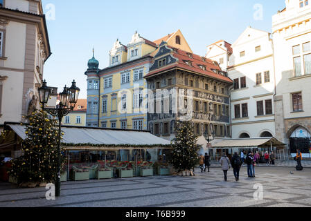 La decorazione della città in Avvento tempo di Natale a Praga Foto Stock