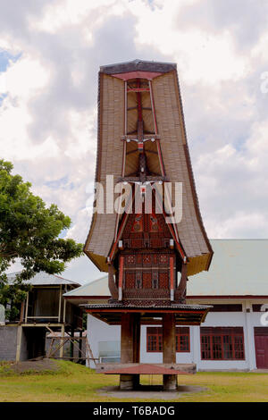 Toraja architettura etnica, Bitung City Foto Stock