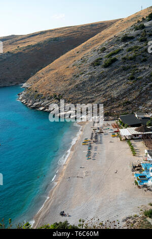 Albanien, Regione Vlora Llaman spiaggia (Plazhi i Llamanit) südlich von Himara Foto Stock