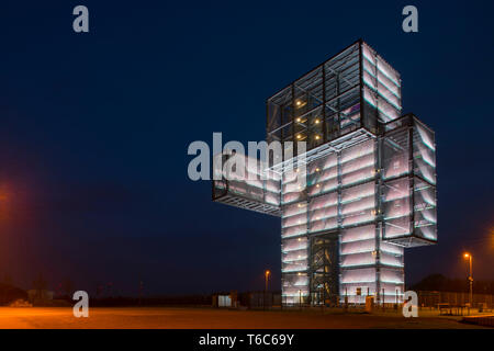 Deutschland, NRW, Kreis Düren, Inden, Lucherberg, Indemann, ein 36 m hohen Aussichtsturm auf der Abraumhalde Goltsteinkuppe. Er ist ein Projekt der EU Foto Stock