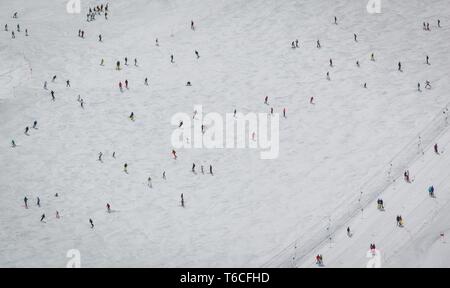 Panoramica di Austrian località sciistica nelle Alpi Foto Stock