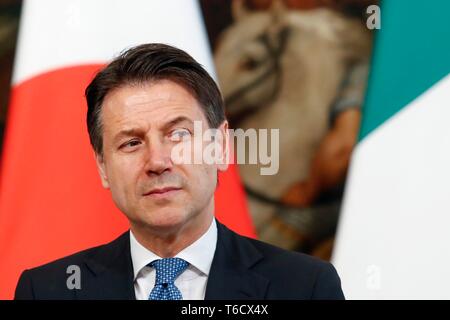 Italia, Roma, 24 Aprile 2019 : il premier italiano Giuseppe Conte durante una conferenza stampa a Palazzo Chigi, sede del governo Foto Remo Casi Foto Stock