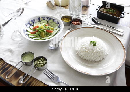 Il creolo cibo in Mauritius. Semplice, versatile e gustosa! La rougaille è una specialità créole, e fiocco piatto per molte famiglie di Maurizio! Becaus semplice Foto Stock