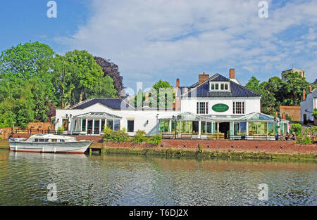 Waveney House Hotel, Fiume Waveney, Beccles, Suffolk Foto Stock