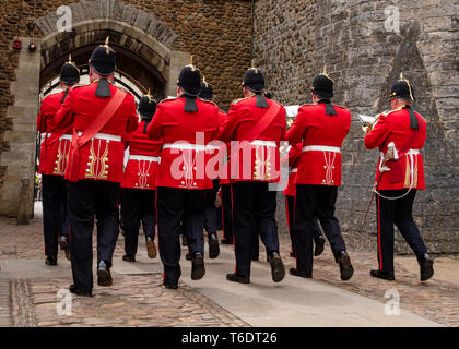 Regno Unito, Cardiff - 09 Giugno 2018 - la banda del Royal Welsh prendendo parte nella gazzetta festa di compleanno per la Regina Elisabetta II Foto Stock