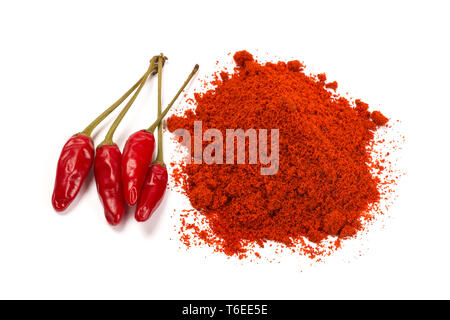 Peperoncino rosso con il peperoncino in polvere Foto Stock