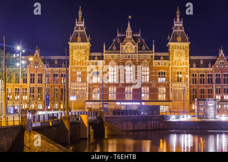 Amsterdam Stazione Centrale - Paesi Bassi Foto Stock