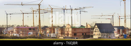 Vista panoramica al sito di costruzione di nuova costruzione di case residenziali Foto Stock