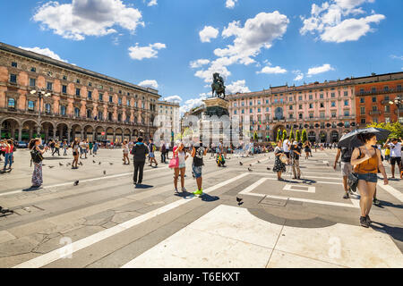 Piazza principale della città di Milano, Italia. Foto Stock