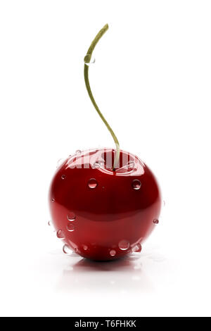 Rosso ciliegia con gocce d'acqua Foto Stock