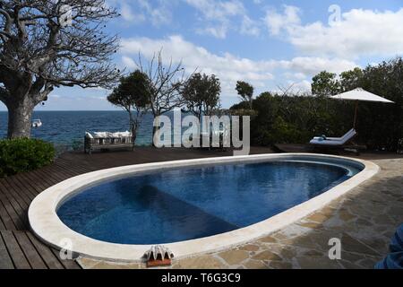 La piscina presso l'Azura Quilalea isola privata, Quirimbas arcipelago, Mozambico, Africa Foto Stock