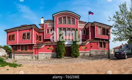 Casa tradizionale nella città vecchia nella città di Plovdiv, Bulgaria. Pietro per primo ristorante e residence Foto Stock