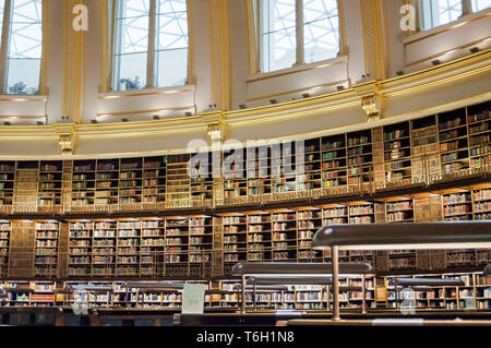 Il Round Sala lettura nell'ex biblioteca britannica (British Museum) a Londra; der frühere Lesesaal in der British Library, als diese noch im britis Foto Stock