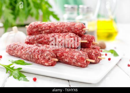 Materie lula kebab spiedini su Foto Stock