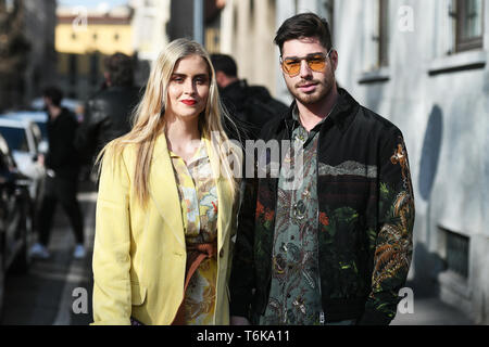 Milano, Italia - 22 Febbraio 2019: Street style - Valentina Ferragni prima di una sfilata di moda durante la Settimana della Moda Milanese - MFWFW19 Foto Stock