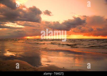 Una serata estiva a Jurmala Foto Stock