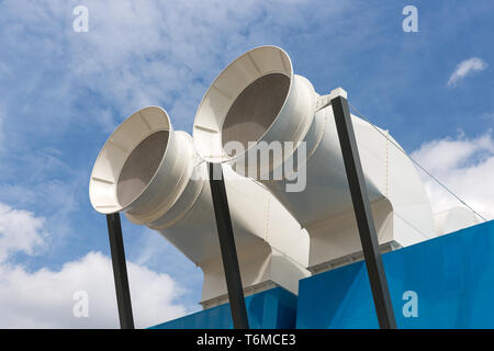 Gli alberi di ventilazione del centro Pompidou di Parigi Foto Stock