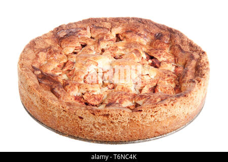La nonna in casa torta di mele isolato su bianco Foto Stock