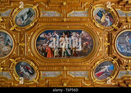 Cassetta con soffitto dipinto principale di Sapientia, Golden Hall, membro Hall del tardo rinascimento, Municipio di Augsburg, Baviera, Germania Foto Stock