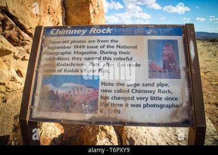 Kodachrome Basin State Park, UT, Stati Uniti d'America - 25 Marzo 2018: la grande formazione rocciosa naturale chiamato Chimney Rock Foto Stock