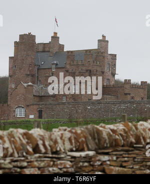 Una vista generale del Castello di Mey dopo il granaio sistemazione nella motivazione è stata ufficialmente aperta dal Principe Carlo, Duca di Rothesay durante una visita alla sistemazione presso il Castello di Mey Foto Stock