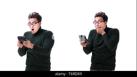 Nerd Ragazzo con la calcolatrice isolato su bianco Foto Stock