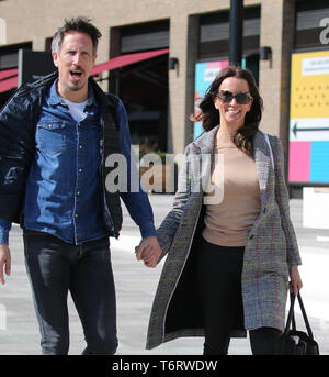 Andrea McLean e Nick Feeney fuori ITV Studios con: Andrea McLean, Nick Feeney dove: Londra, Regno Unito quando: 01 Apr 2019 Credit: rocciosa/WENN.com Foto Stock