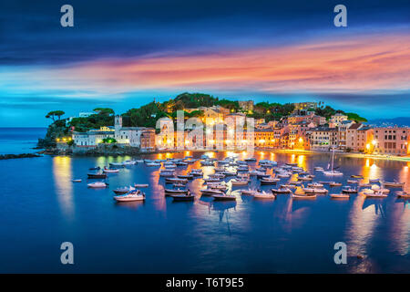 Vista della Baia del Silenzio di Sestri Levante Foto Stock