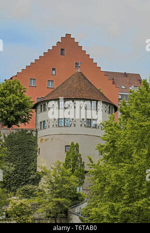 Schützenturm e Municipio sulla parete della città in Engen/Hegau Foto Stock