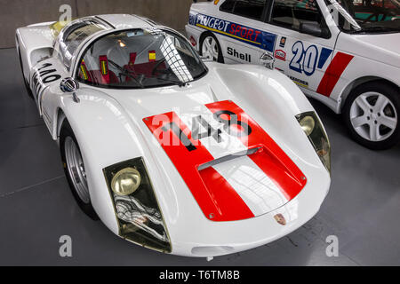 1966 Porsche 906 Carrera 6, tedesco street-legal racing car a Autoworld, classic automobile museum a Bruxelles, in Belgio Foto Stock