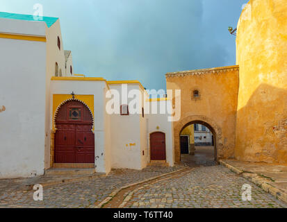 Street nella città vecchia di El Jadida, Marocco Foto Stock