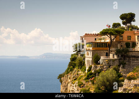 Mar Mediterraneo da Sorrento, Italia. Foto Stock