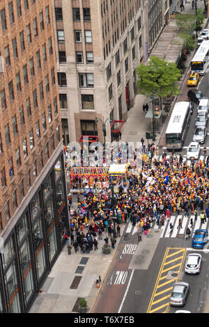 La religione sikh parata del giorno su Madison Avenue a New York, Stati Uniti d'America Foto Stock