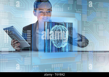 Cognitive concetto computive con la donna premendo i pulsanti Foto Stock