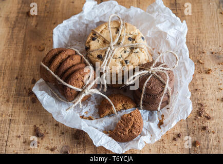 Vari frollini, avena, biscotti con scaglie di cioccolato biscotto. Foto Stock