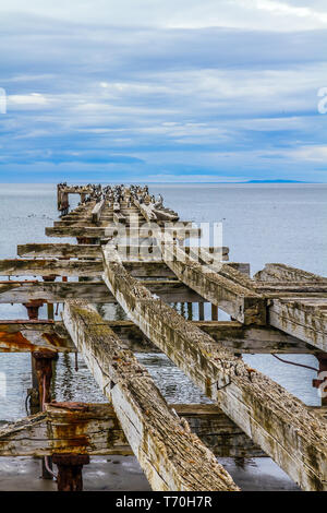 Rimane del mare posto barca Foto Stock