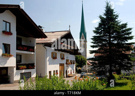 Mutters, Tirolo / Austria: la strada principale Foto Stock