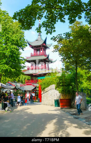 La pagoda cinese in giardini di Tivoli. Copenhagen DANIMARCA Foto Stock