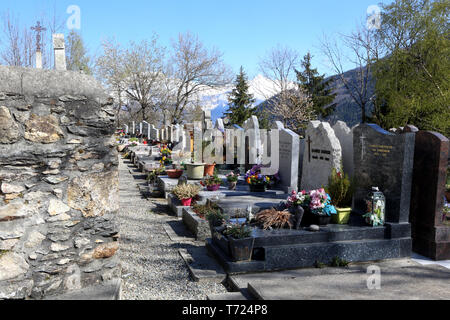 Cimetière de Saint-Nicolas de Véroce. / Cimitero di Saint-Nicolas de Véroce. Foto Stock