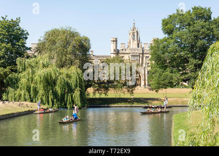 Sterline sul fiume Cam, St John's College di Cambridge, Cambridgeshire, England, Regno Unito Foto Stock